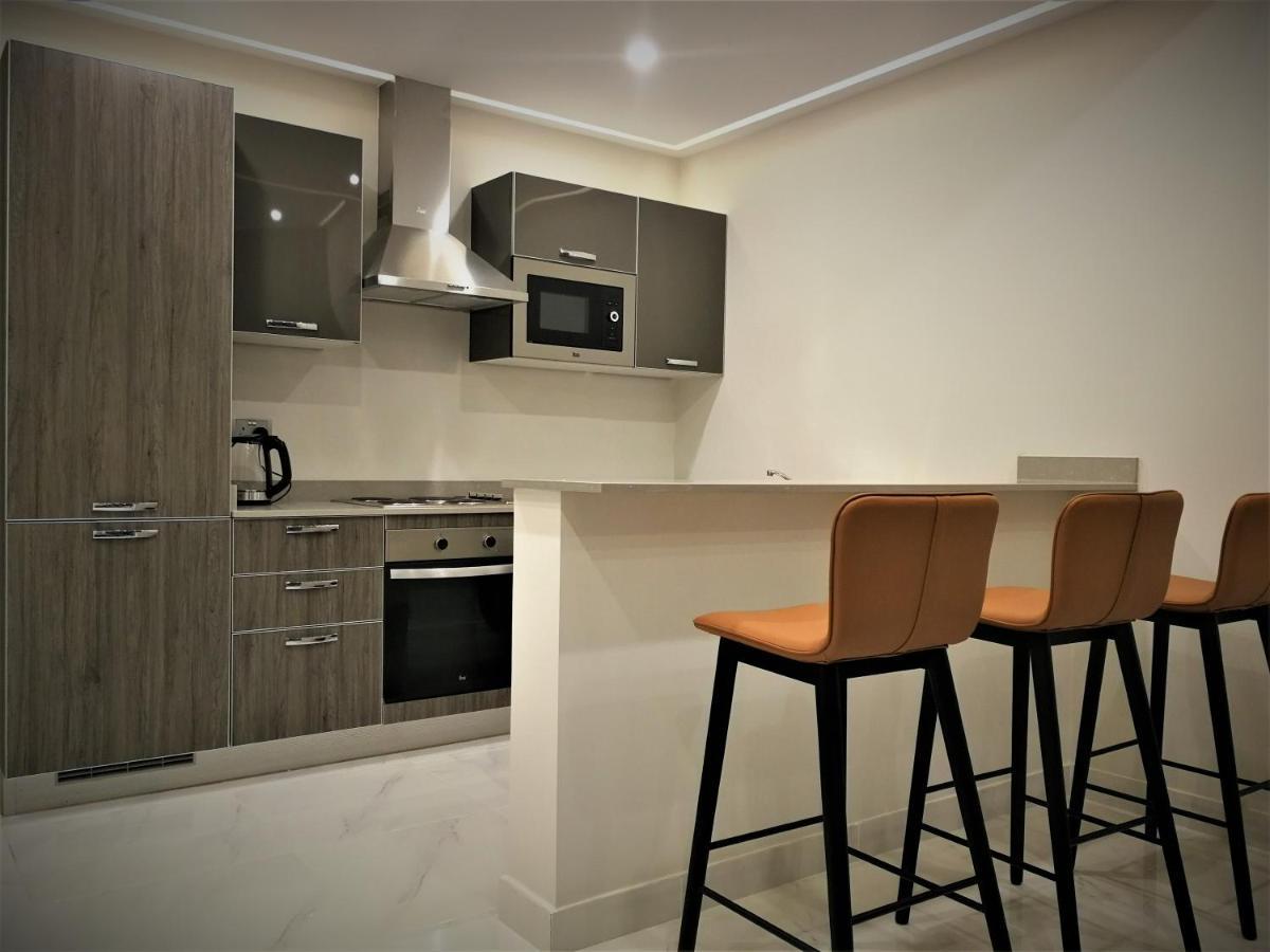 Infinity Juffair Suites มานามา ภายนอก รูปภาพ